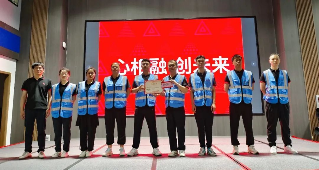 趣味运动结伴同行 | 腾博官网物流趣味运动会